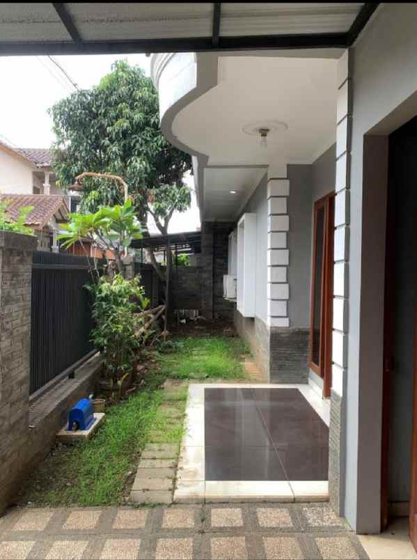 dijual rumah margahayu