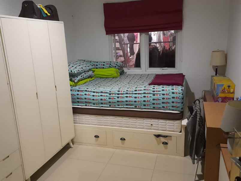 dijual rumah margahayu barat