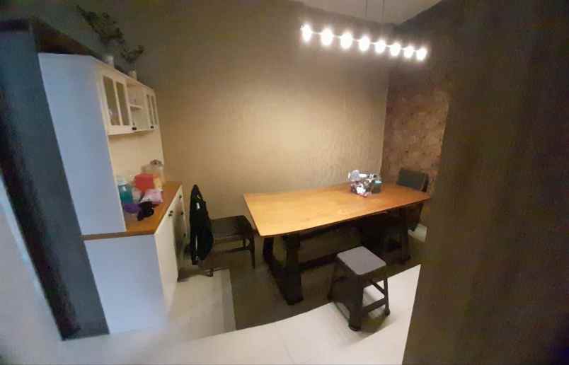 dijual rumah margahayu barat