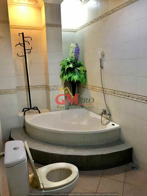 dijual rumah margawangi