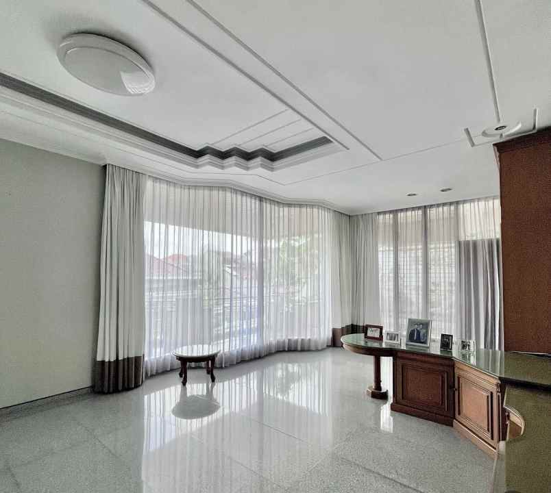 dijual rumah margorejo indah