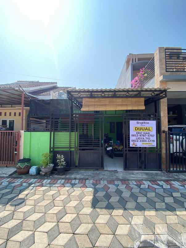 dijual rumah medokan