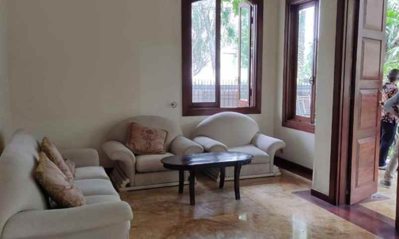 dijual rumah menteri rasuna said