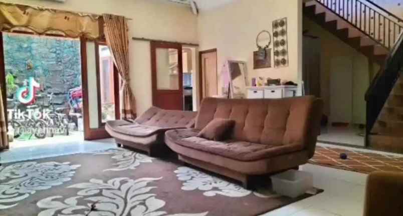 dijual rumah meriah cisaranten wetan
