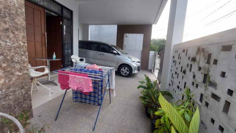 dijual rumah meruyung limo depok
