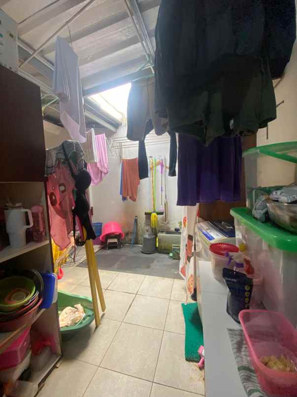 dijual rumah meruyung limo depok