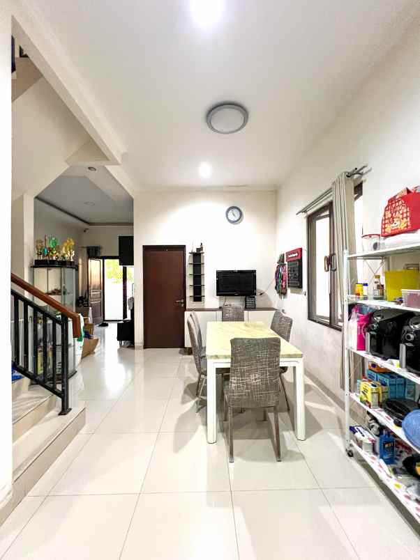 dijual rumah metland menteng cakung