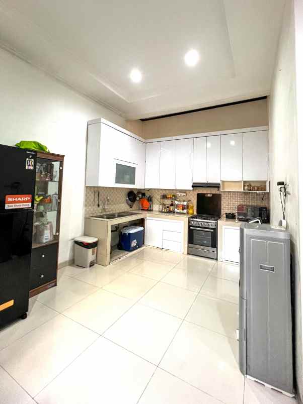 dijual rumah metland menteng cakung