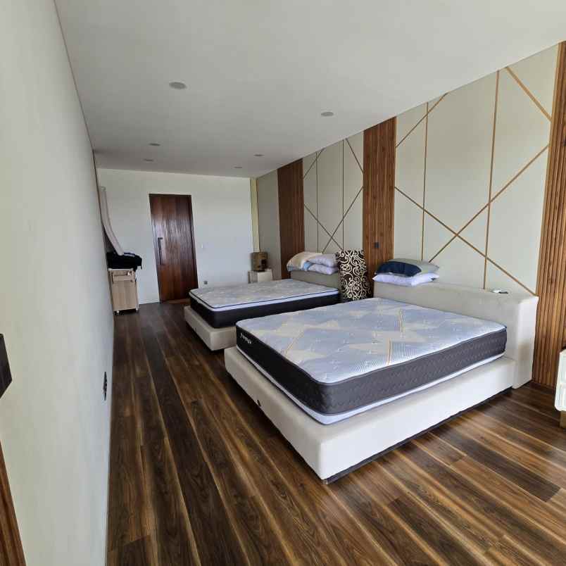 dijual rumah mewah di citra grand semarang