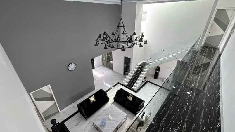 dijual rumah mewah di kota cirebon