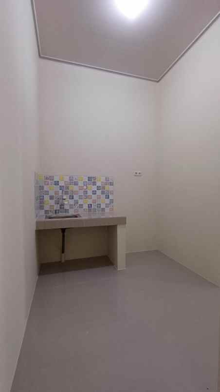 dijual rumah mutiara gading timur
