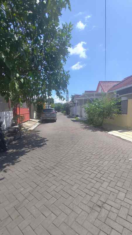 dijual rumah muyosari