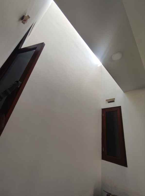 dijual rumah ngemplak kartasura