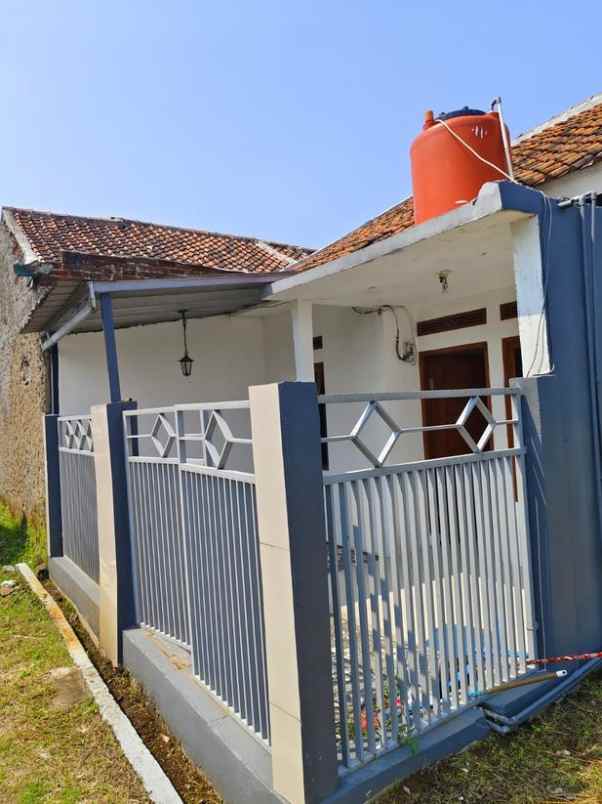 dijual rumah nusa indah permai