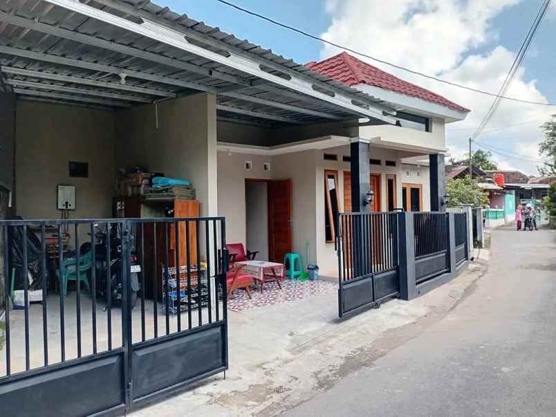 dijual rumah obelix village