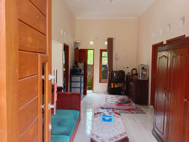 dijual rumah obelix village