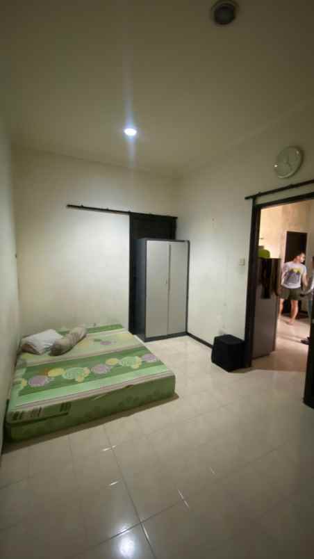 dijual rumah palm spring jambangan