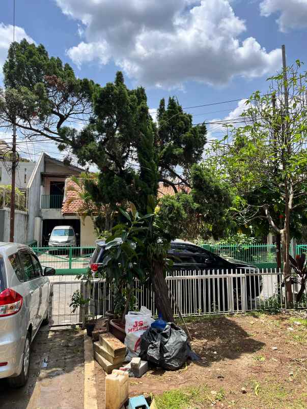 dijual rumah pancoran timur