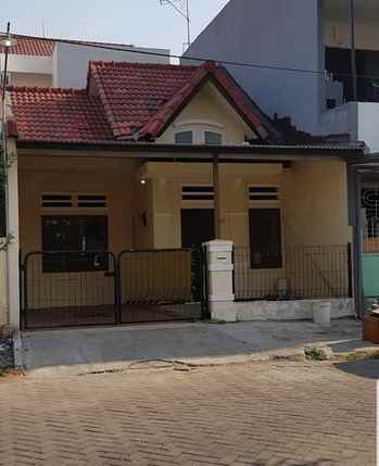 dijual rumah pantai mentari