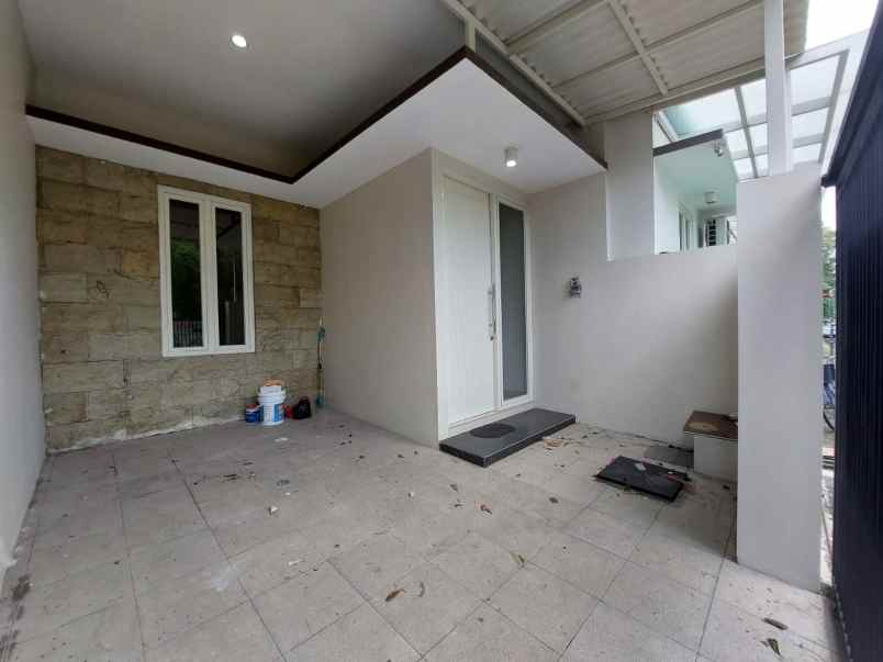 dijual rumah pantai mentari