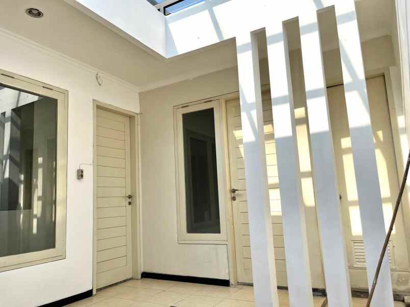dijual rumah pantai mentari kenjeran