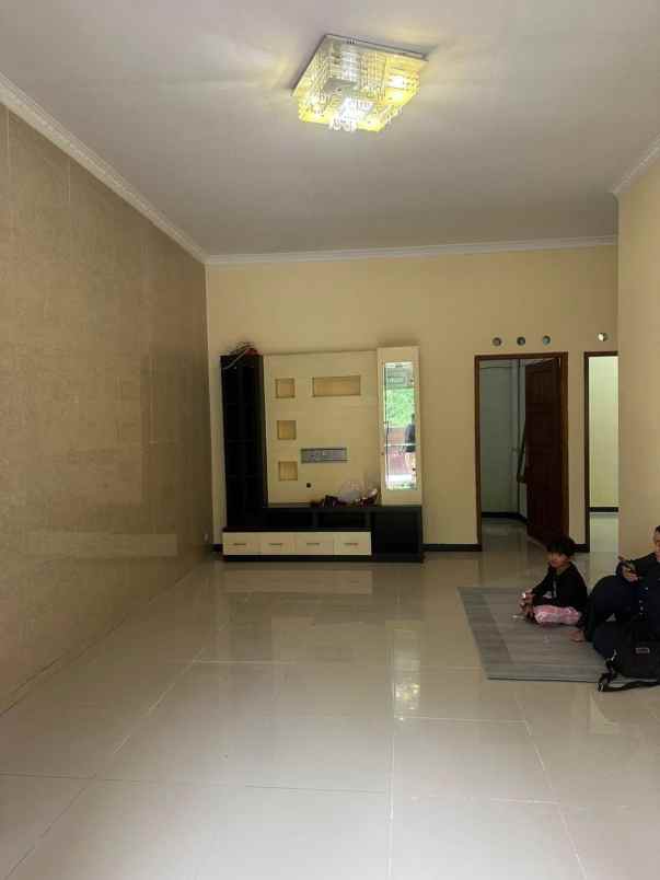 dijual rumah pasir melati