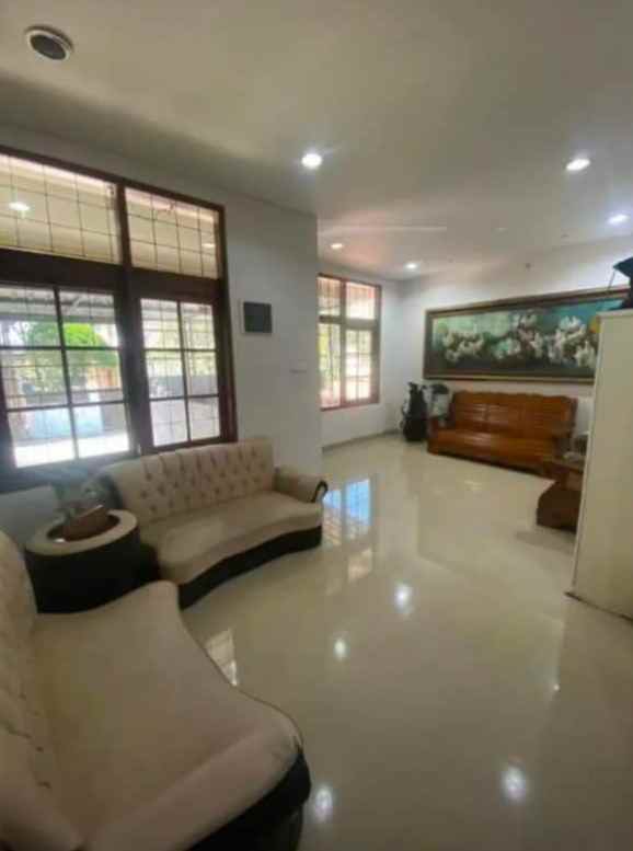 dijual rumah pasteur