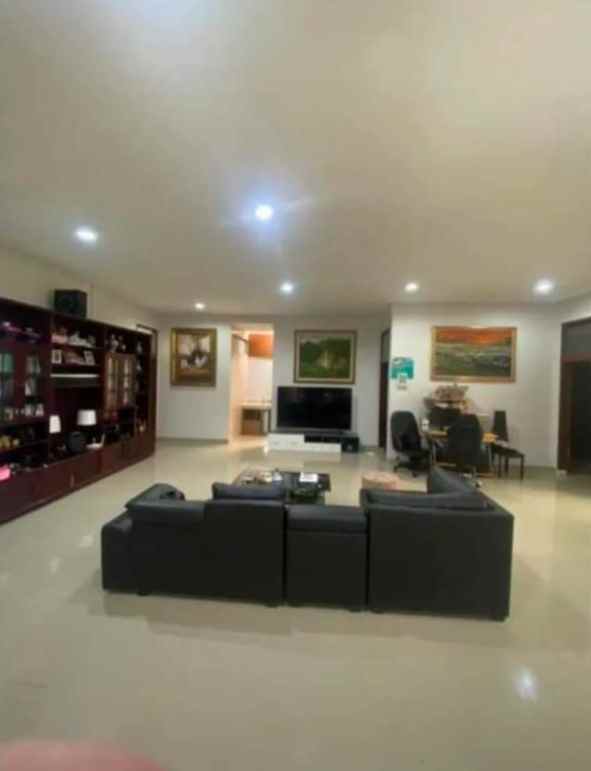 dijual rumah pasteur