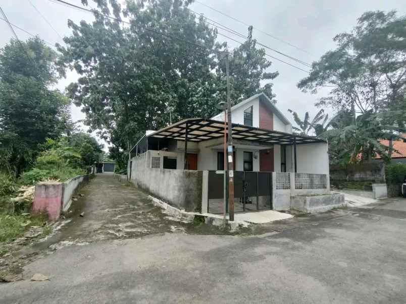 dijual rumah pemda sleman