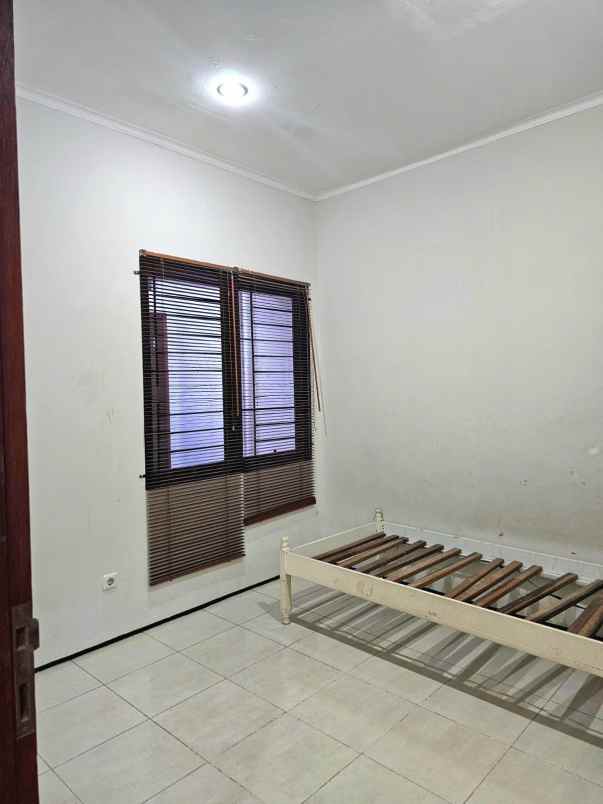 dijual rumah permata bintaro