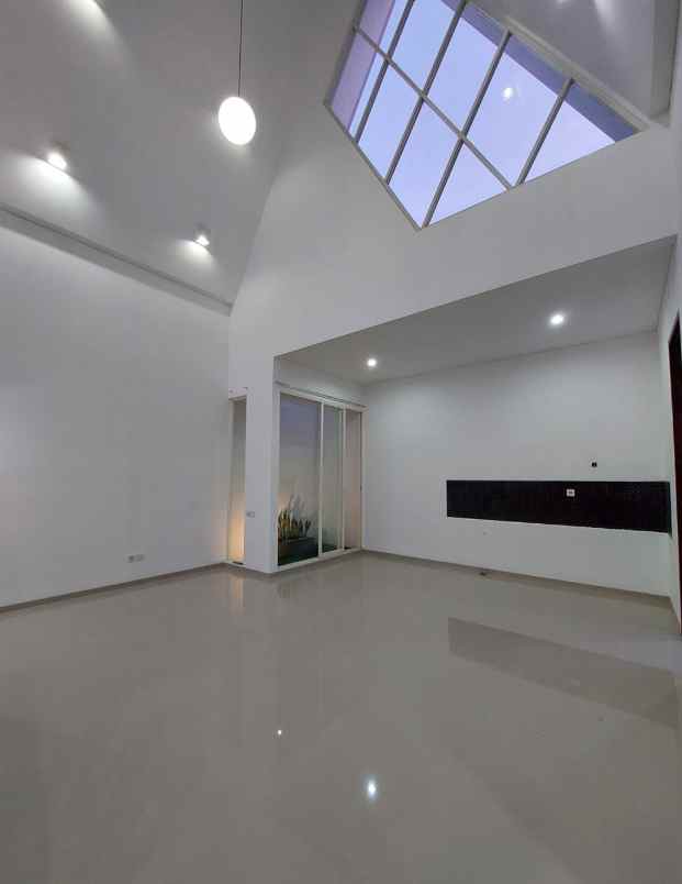 dijual rumah permata jingga suhat kota