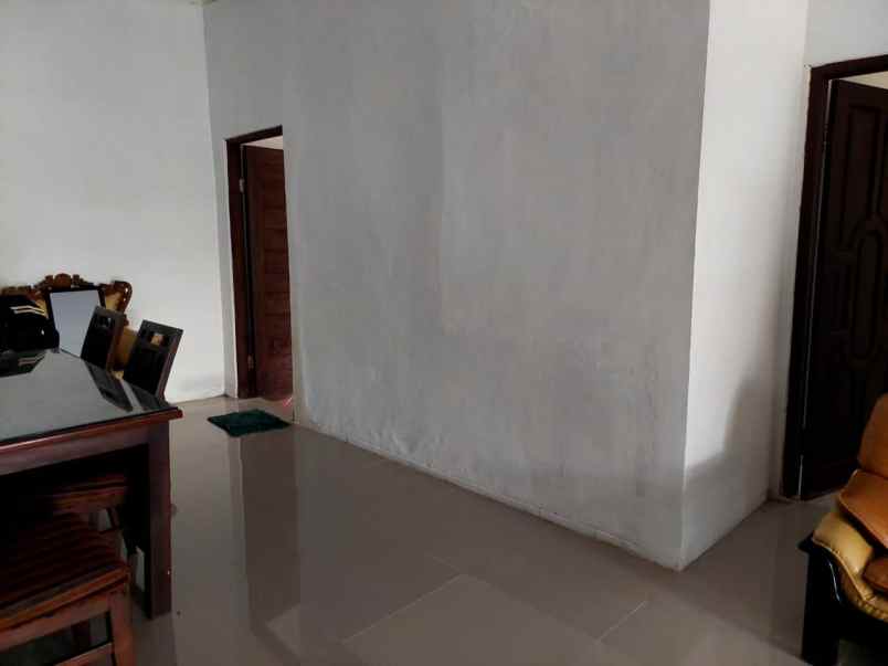 dijual rumah persada depok