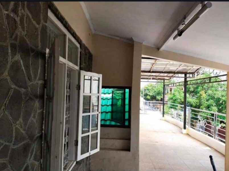 dijual rumah perum bulak kapal permai