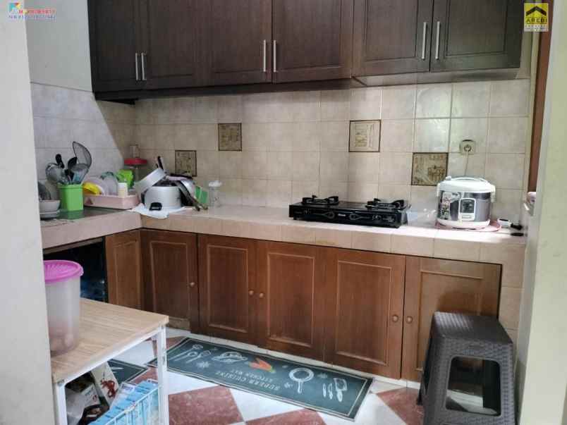 dijual rumah perum galaxy jaka setia bekasi