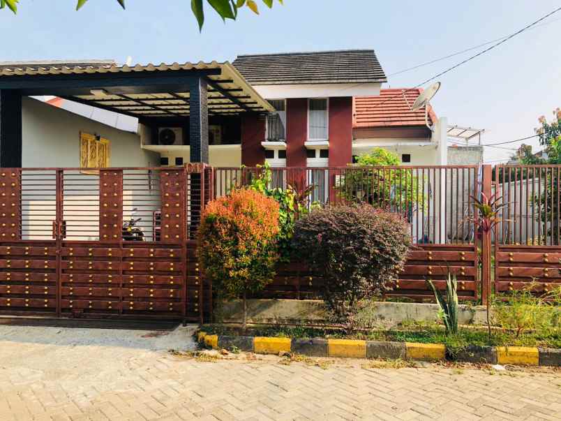 dijual rumah perumahan curug residence