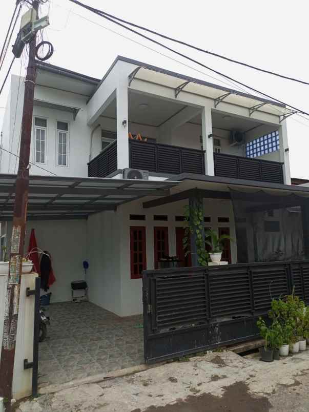 dijual rumah perumahan dian anyar
