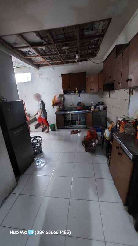 dijual rumah perumahan duta bandara