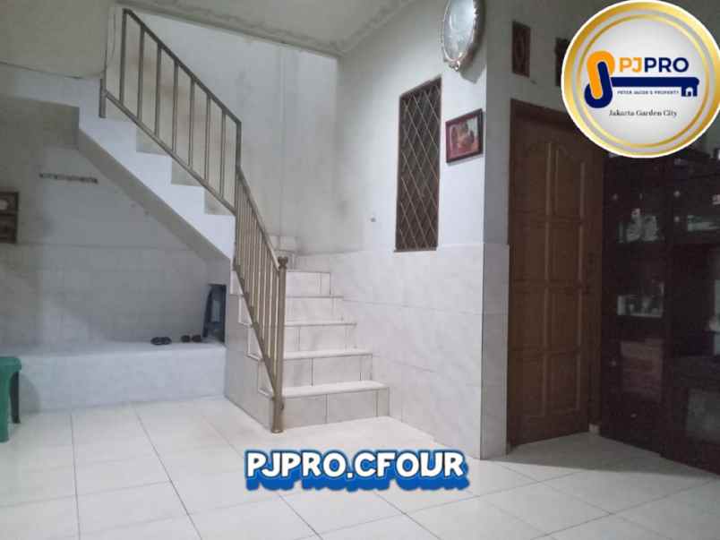 dijual rumah perumahan duta kranji