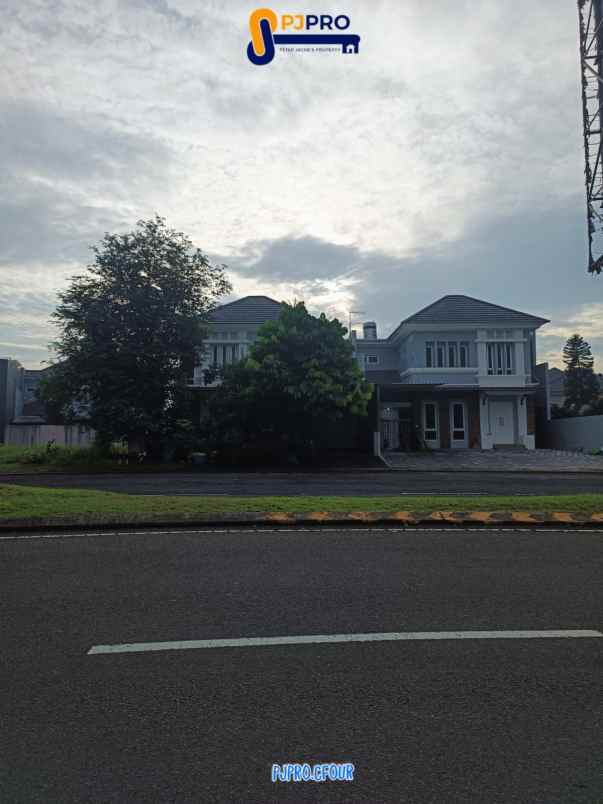 dijual rumah perumahan kota wisata