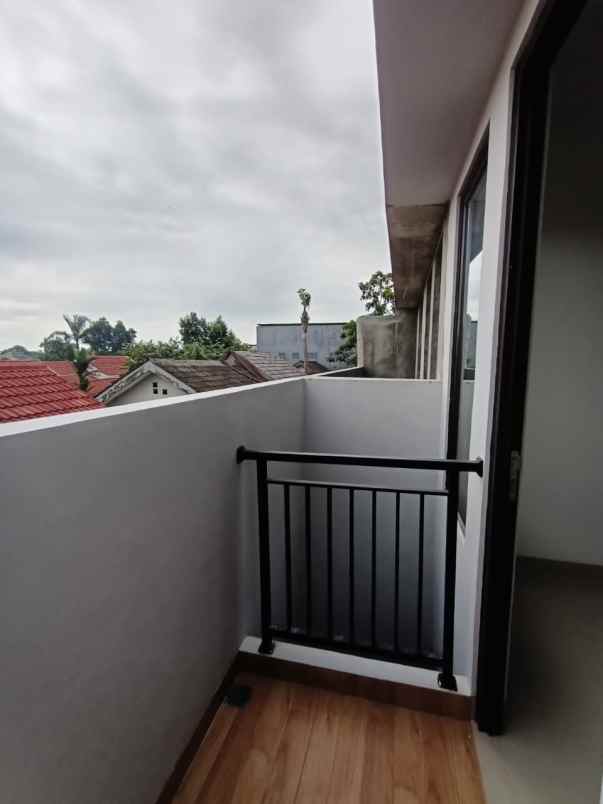 dijual rumah perumahan permata pamulang