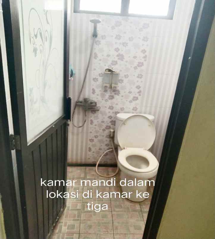 dijual rumah perumahan sapphire
