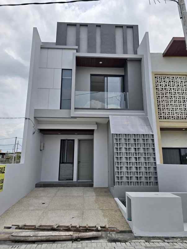 dijual rumah perumahan tambak medokan