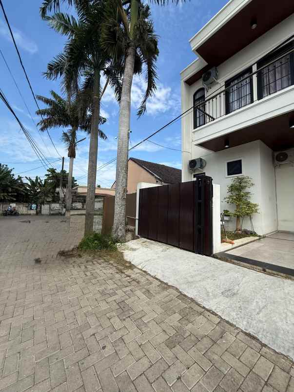 dijual rumah perumahan villa kedamaian asri
