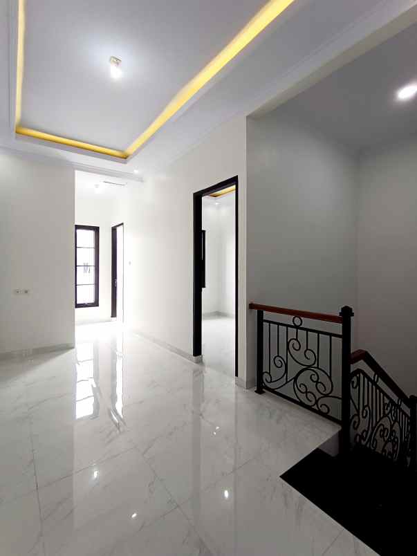 dijual rumah pinang ranti