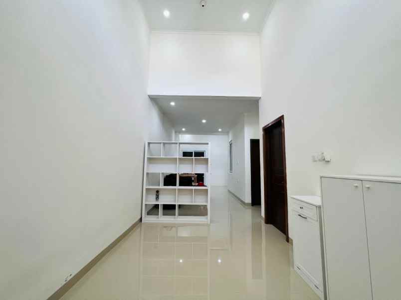 dijual rumah pinus regency bandung