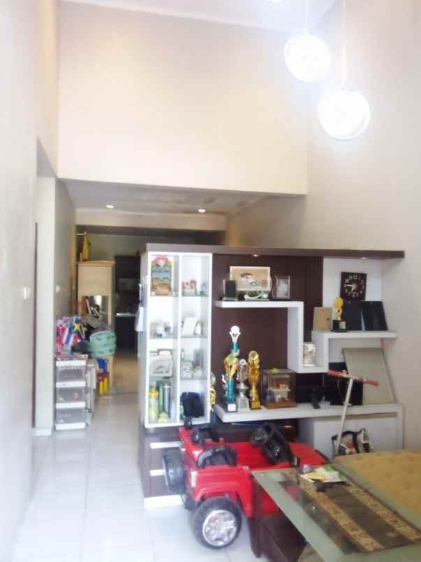 dijual rumah pinus regency bandung