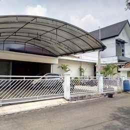 dijual rumah plus kos kosan di bandung
