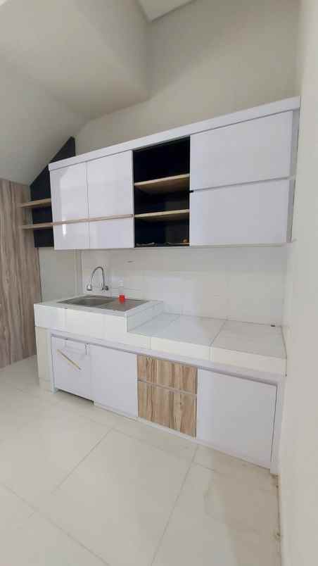 dijual rumah pondok gading residence