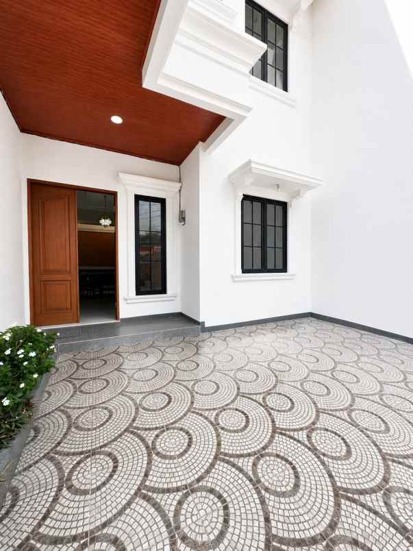 dijual rumah pondok gede