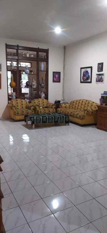 dijual rumah pondok hijau